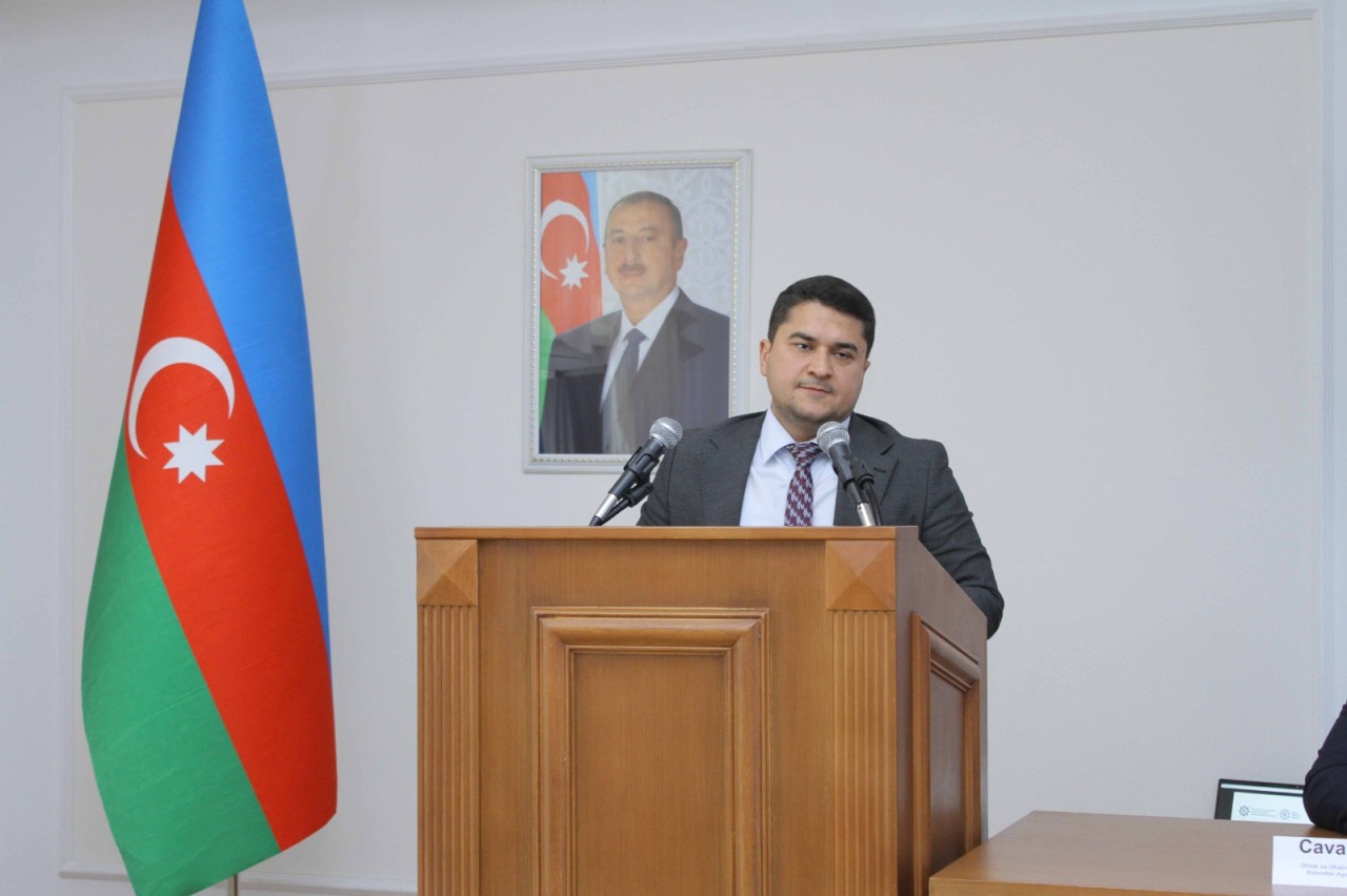 ADAU-da ictimai dinləmə keçirilib - FOTOLAR